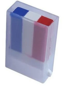 Maquiagem tricolor para os fãs da França