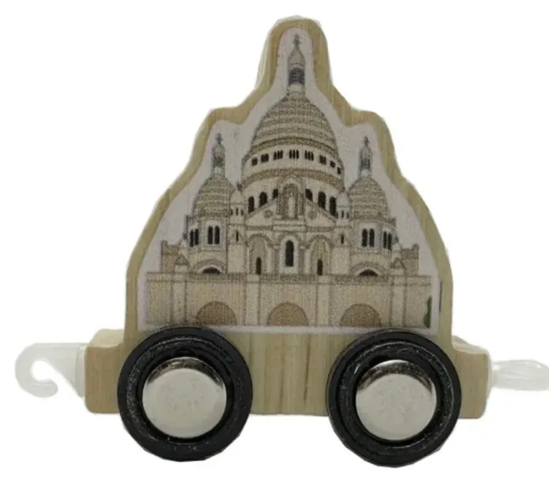 Pequeno trem de Paris com iniciais