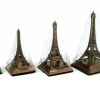 Torre Eiffel com suporte metal França